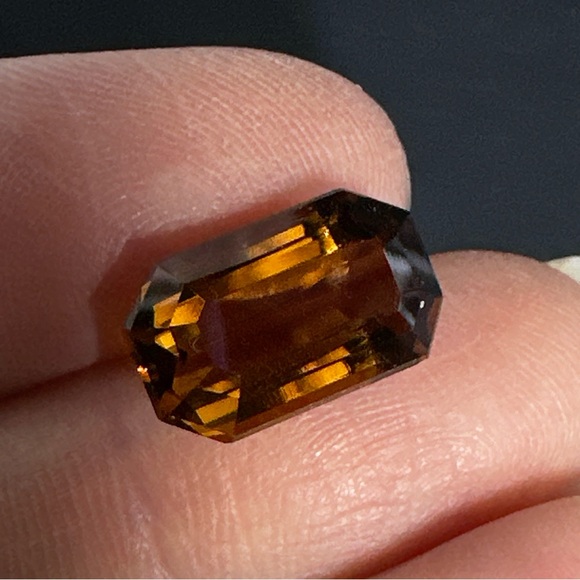 Natural Brown Citrine 5.75 CT's - Picture 5 of 17